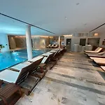 Alpine Luxury With Access To 5 Star