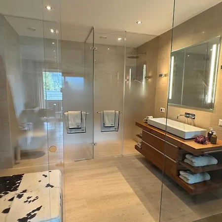 Διαμέρισμα Alpine Luxury With Access To 5 Star