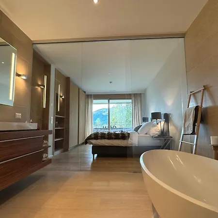 Alpine Luxury With Access To 5 Star Διαμέρισμα *