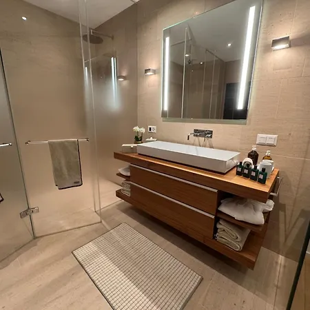 Alpine Luxury With Access To 5 Star Νταβός